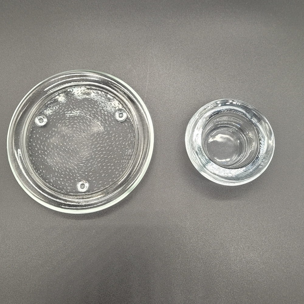 Clear Glass Round Candle Liner & Clear Glass Tea Light Candle Holder - Picture 2 of 6